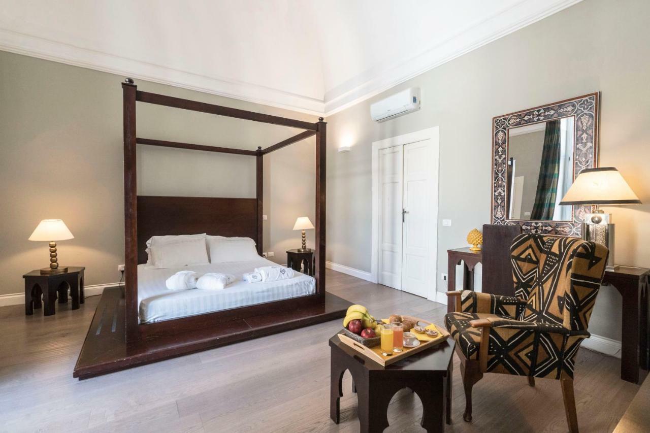 Vittorio'S Luxury Suites Бари Екстериор снимка